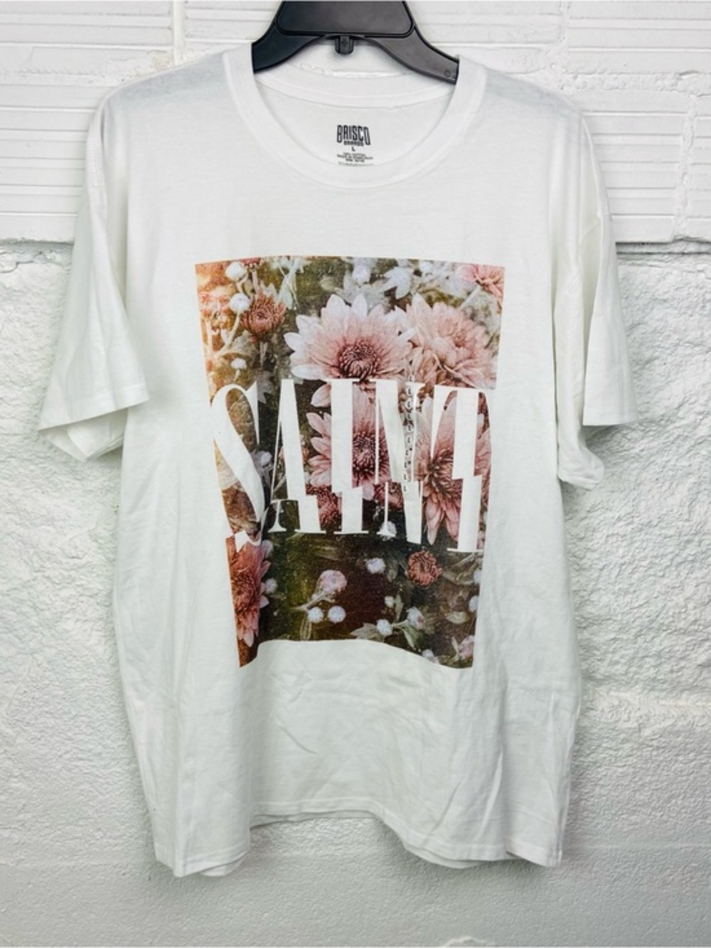BRISCO Brands White Cotton SAINT floral short sleeve Tee - Large